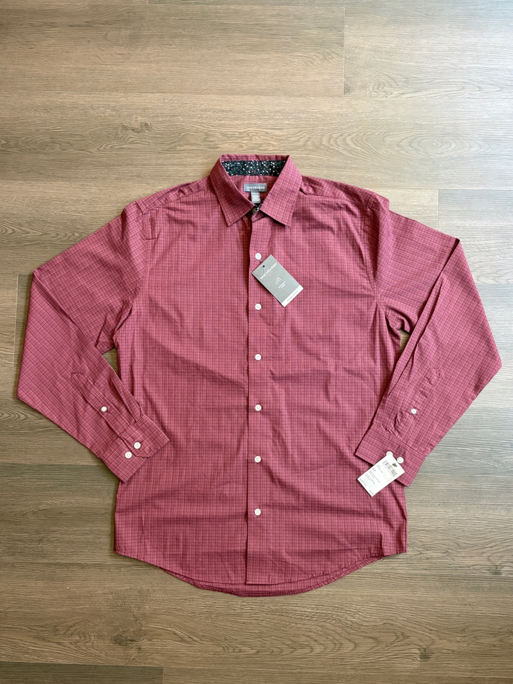 Van Heusen Men's Long-Sleeve Dress Shirt in Burgundy Check
